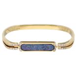 No Reserve - 14K Yellow gold bangle bracelet set with opal and approx. 0.18 ct. diamond.