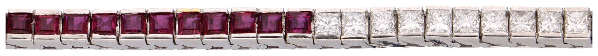No Reserve - 18k White gold bracelet set with diamonds, sapphire, ruby and emerald. - Bild 2 aus 3