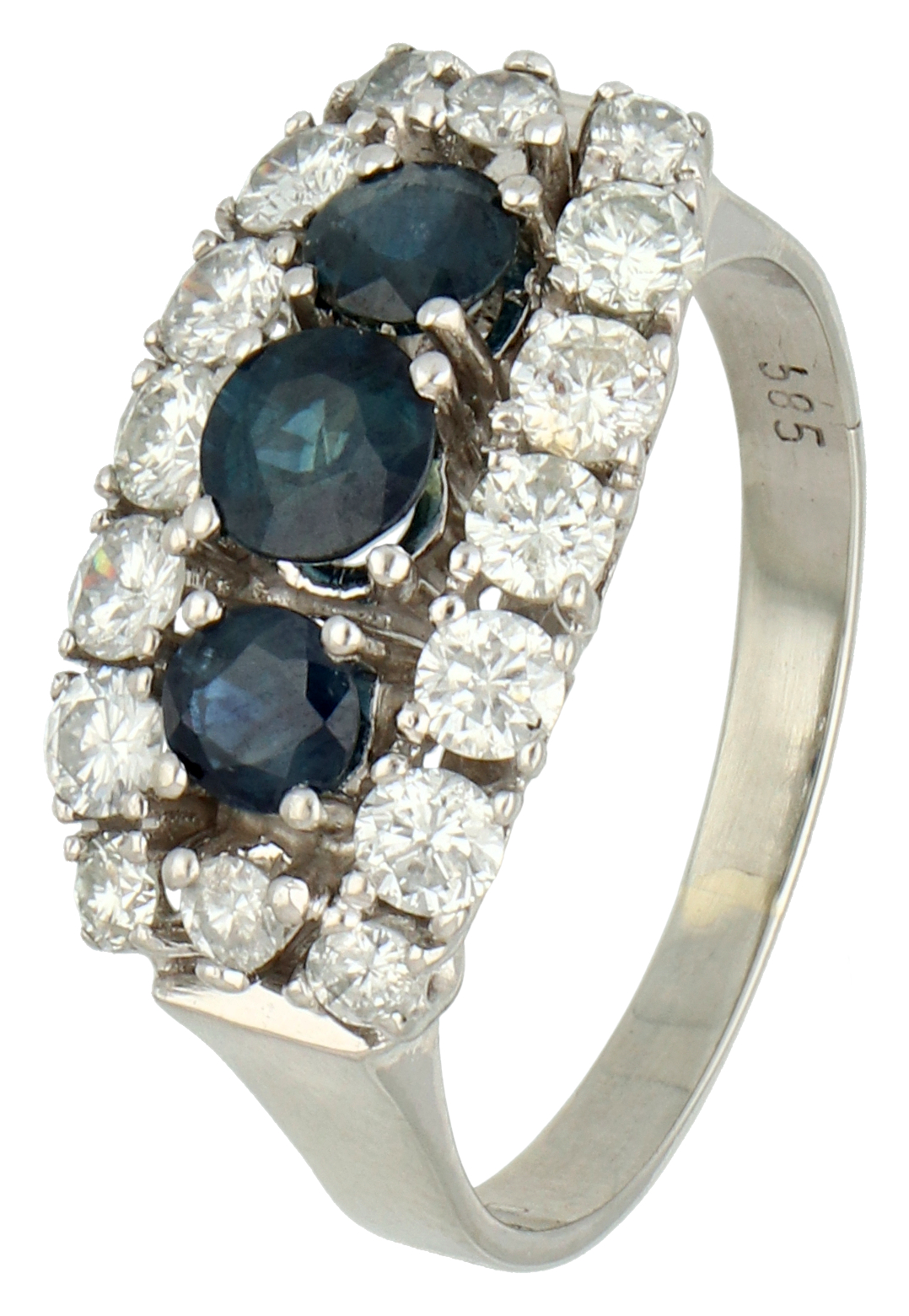 No Reserve - 14K White gold three-stone entourage ring set with approx. 0.83 ct. natural sapphire an