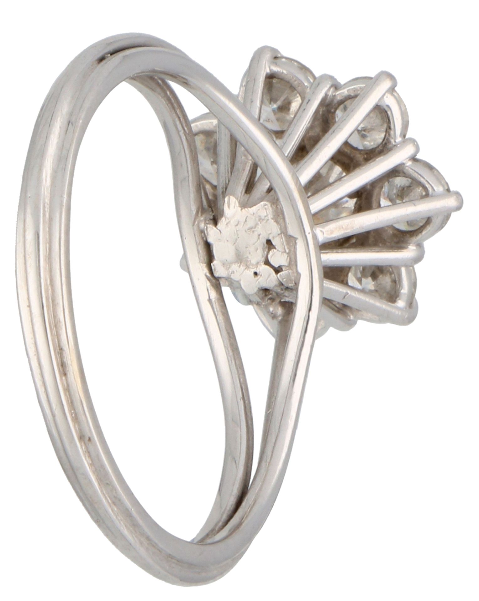 No Reserve - 18K White gold rosette ring set with approx. 0.90 ct. diamond. - Bild 2 aus 2
