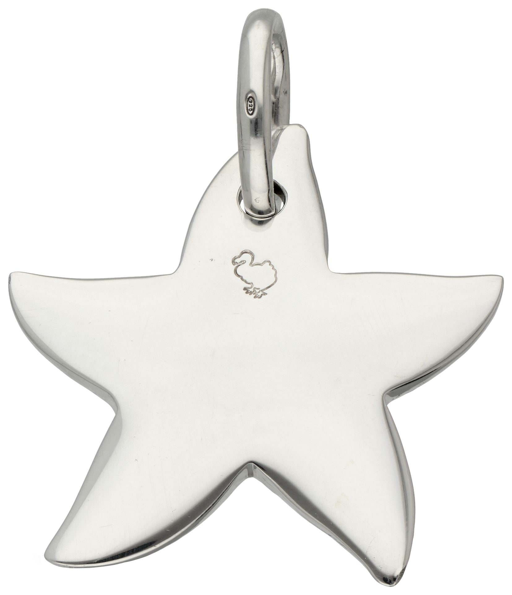 No Reserve - Pomellato sterling silver star-shaped pendant from the Dodo collection.