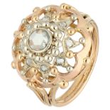 No Reserve - 18K Bicolor gold ring with rose cut diamonds.