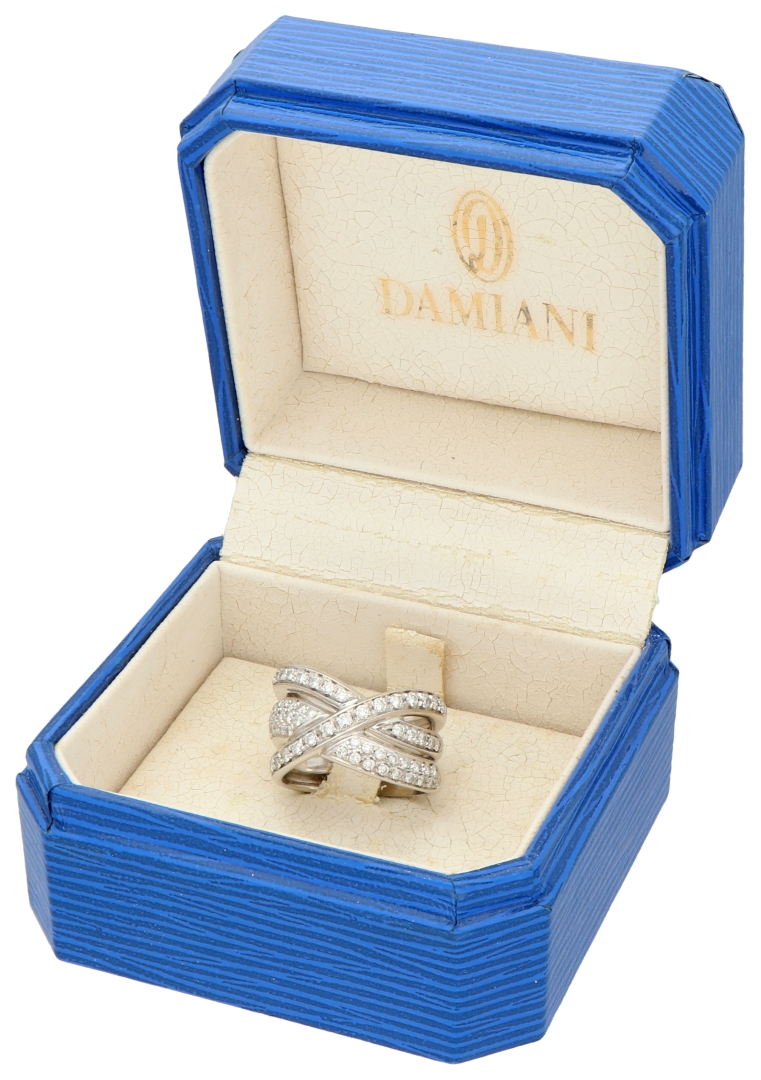 No Reserve - Damiani 18K white gold crossover ring set with diamonds. - Image 4 of 4