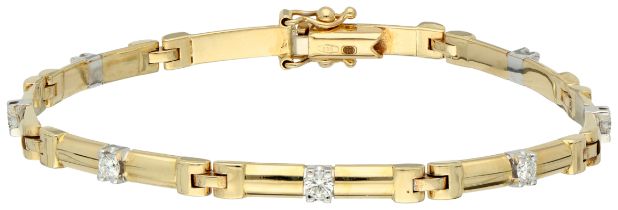 No Reserve - 14K Yellow gold link bracelet set with approx. 0.98 ct. diamond.