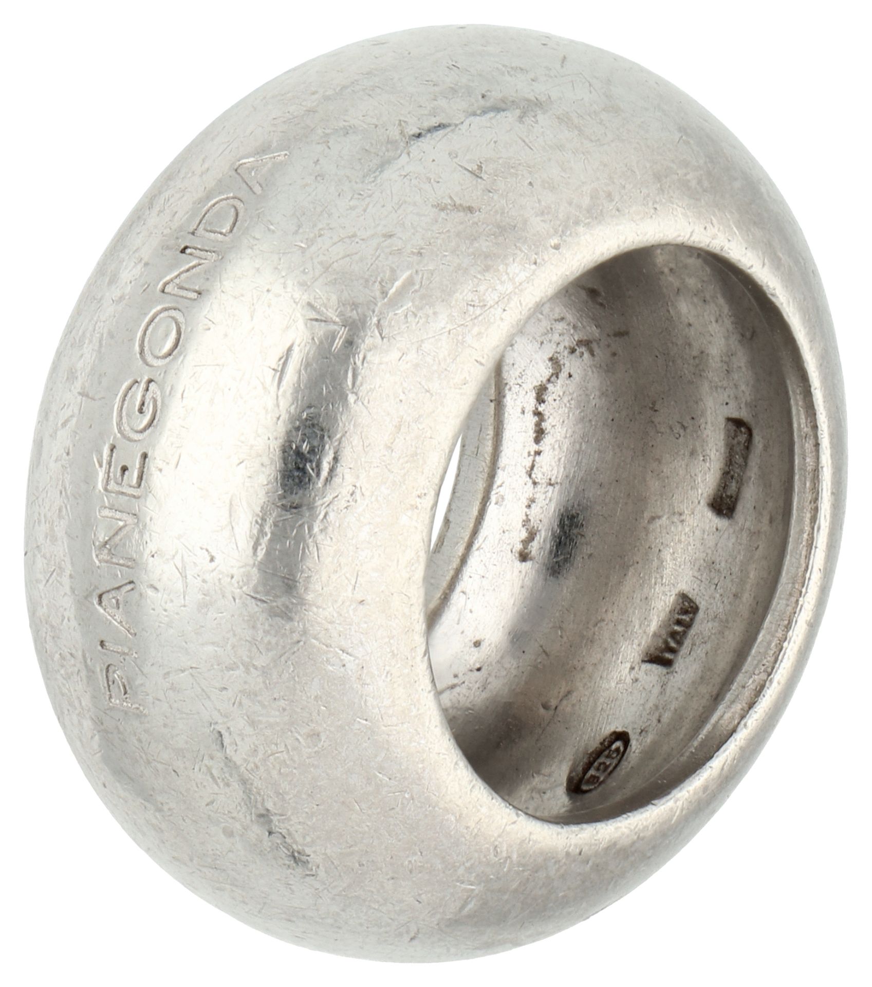 No Reserve - Pianegonda silver ring.