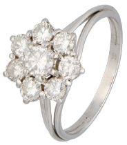 No Reserve - 18K White gold rosette ring set with approx. 0.90 ct. diamond.