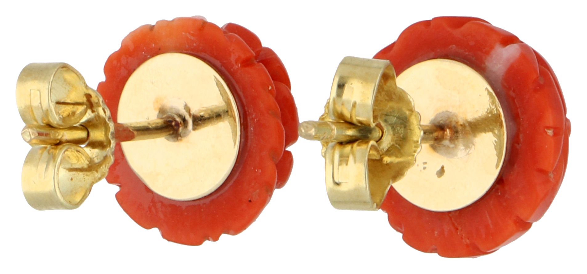 No Reserve - 14K yellow gold ear studs with carved red coral. - Image 2 of 2