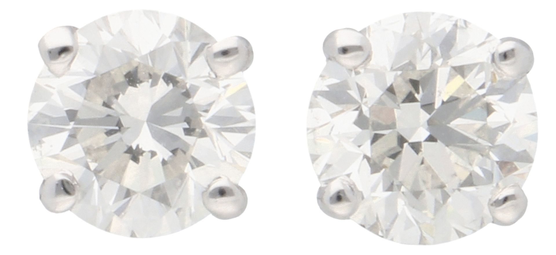 No Reserve - 18K White gold certified solitaire stud earrings set with approx. 2 ct. diamonds.