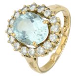 No Reserve - 18K Yellow gold rosette ring set with approx. 0.48 ct. diamond and an aquamarine of app
