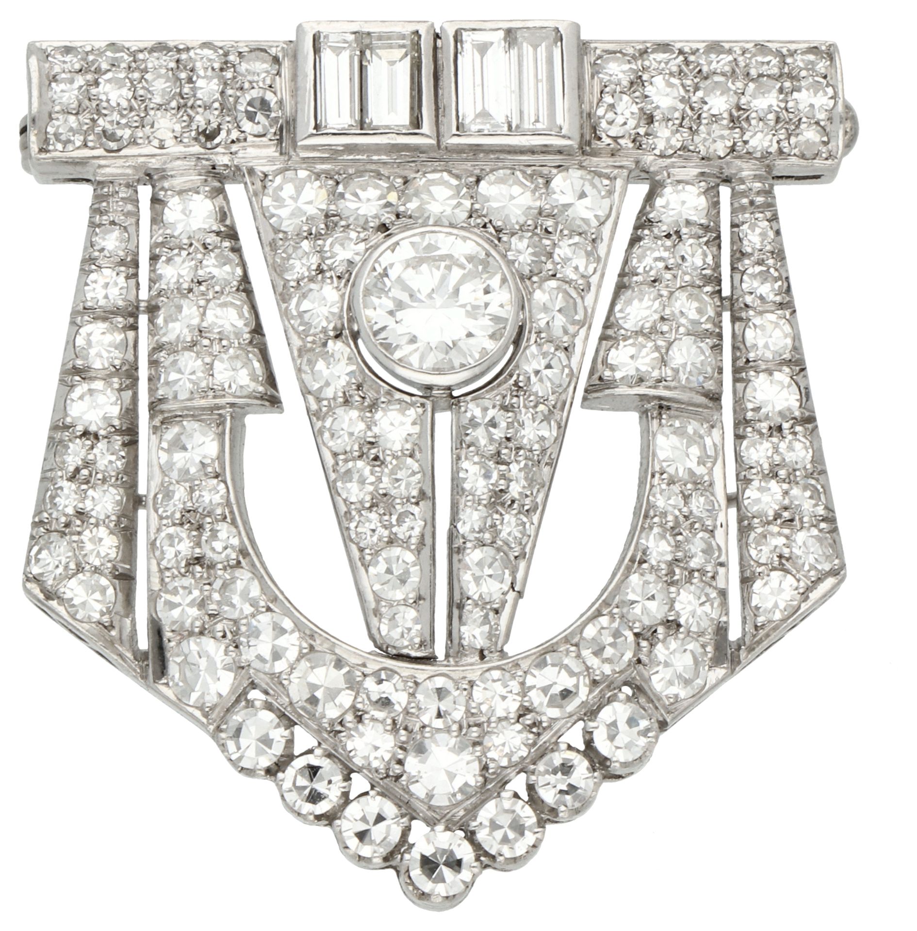No Reserve - Platinum Art Deco style brooch set with approx. 2.03 ct. diamond.