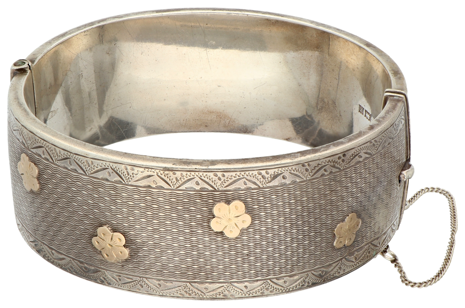 No Reserve - Silver large English bangle bracelet.