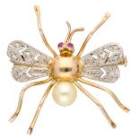 No Reserve - 14K Yellow gold/platinum brooch of an insect set with pearl, diamond and ruby.