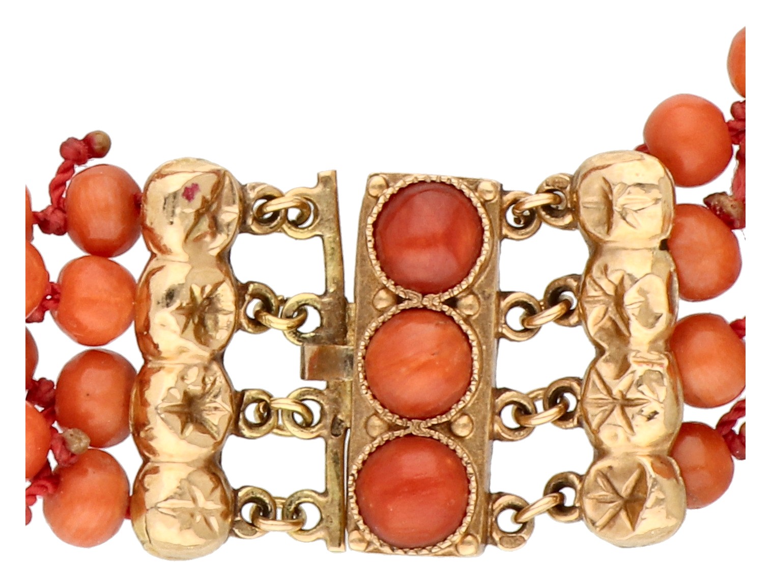 No Reserve - 14K Yellow gold four-row red coral bracelet.
 - Image 2 of 3
