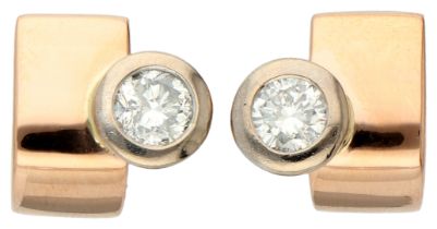 No Reserve - 18K Rose Gold stud earrings set with approx. 1.21 ct. diamond.