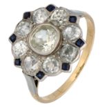 No Reserve - Yellow gold / platinum Art Deco ring with approx. 1.36 ct. diamond and synthetic sapphi