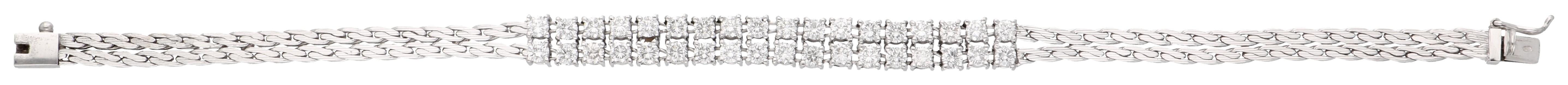 No Reserve - 18K White gold two-row bracelet set with approx. 1.80 ct. diamond. - Image 3 of 3