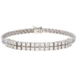 No Reserve - 18K White gold two-row bracelet set with approx. 1.80 ct. diamond.