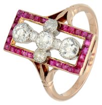 No Reserve - 14K Rose Gold Art Deco ring set with approx. 0.71 ct. diamond and synthetic ruby.