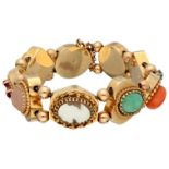 No Reserve - 14K Yellow Gold link bracelet with red coral, cultivated pearl, cameo and various gemst