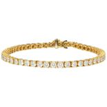 No Reserve - 18K yellow gold tennis bracelet set with approx. 5.00 ct. diamond.