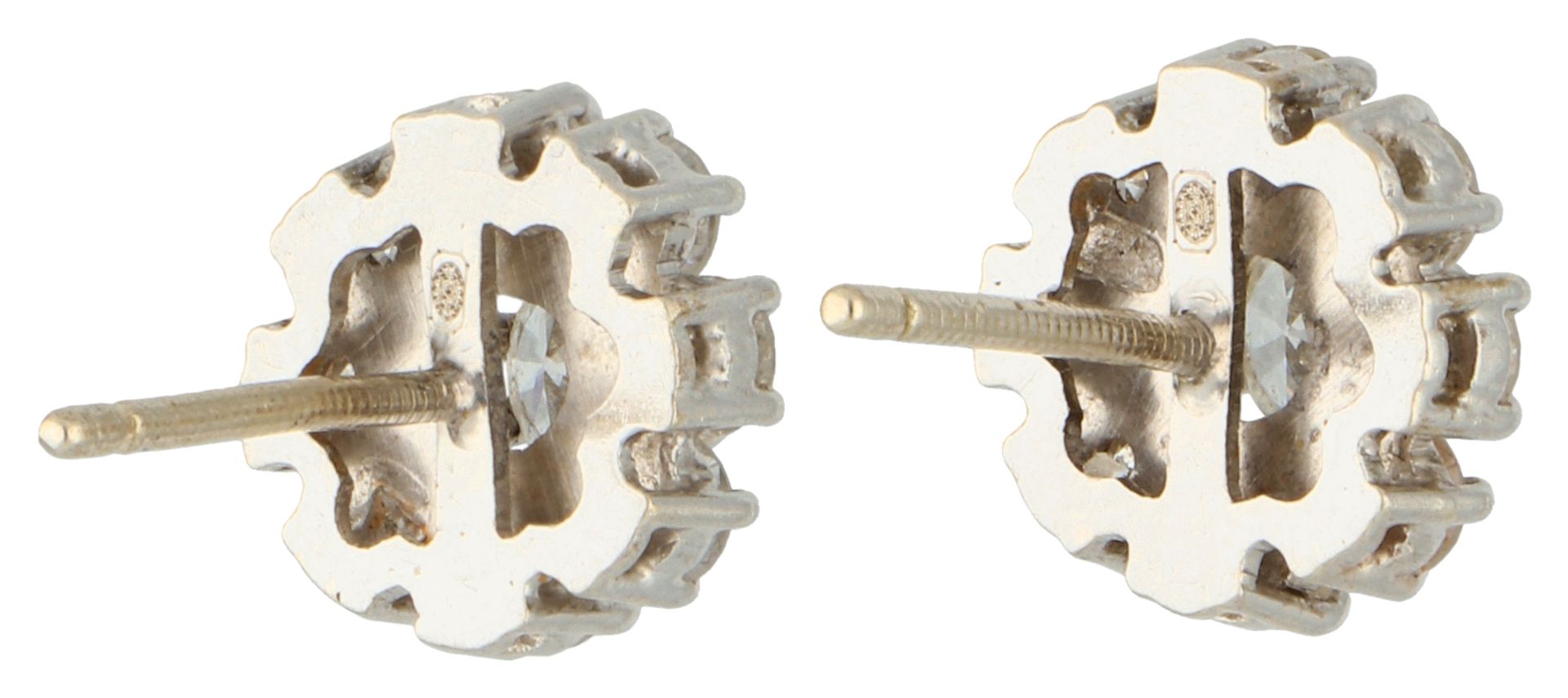 No Reserve - 14K White Gold rosette stud earrings set with approx. 1.96 ct. diamonds. - Bild 2 aus 2