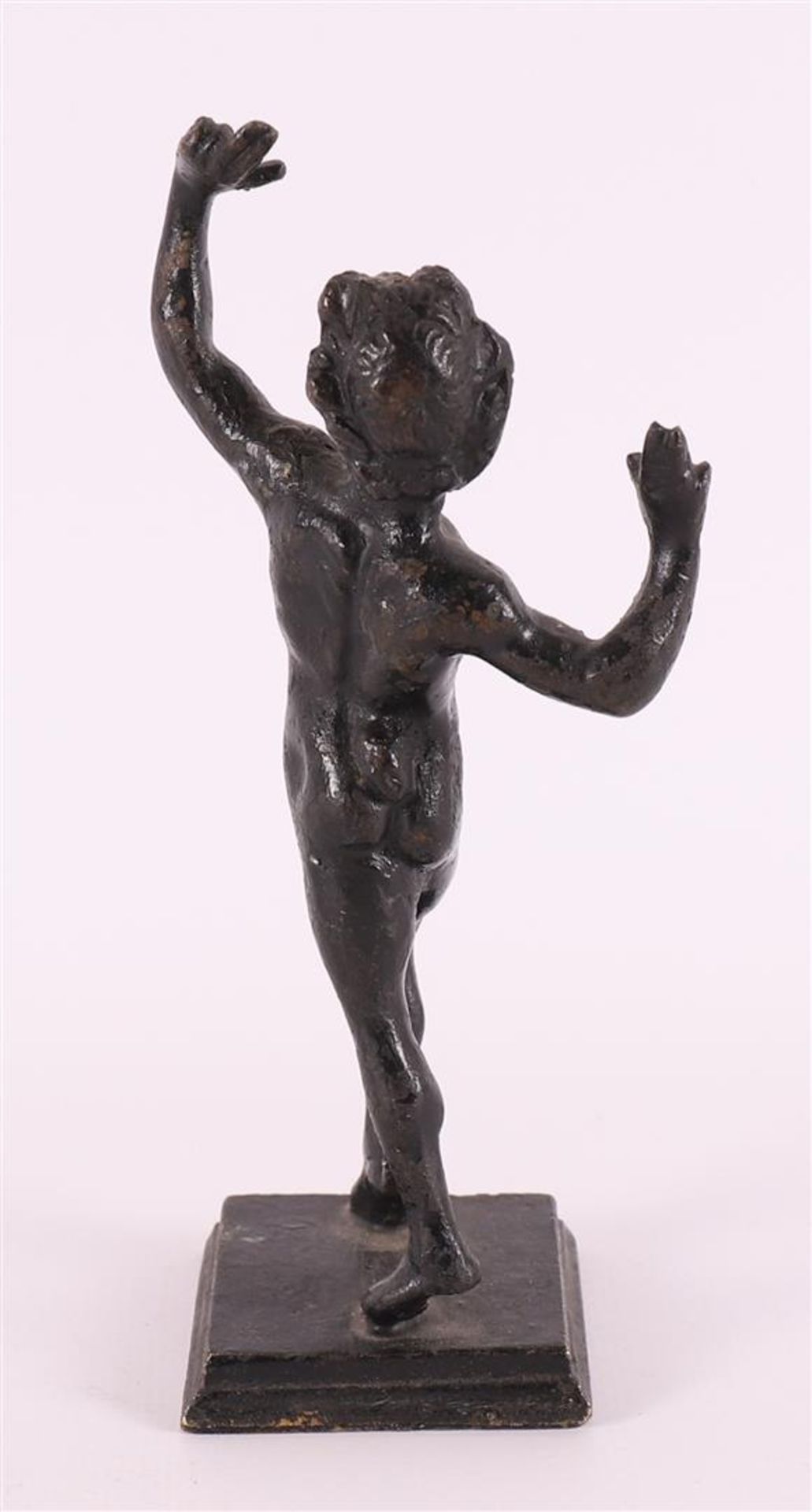 A dark patinated bronze faun, around 1900 - Image 3 of 4