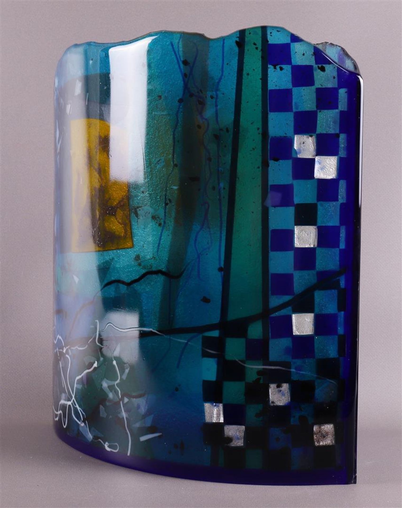 A polychrome glass vase, unique, Frank van den Ham. - Image 2 of 4