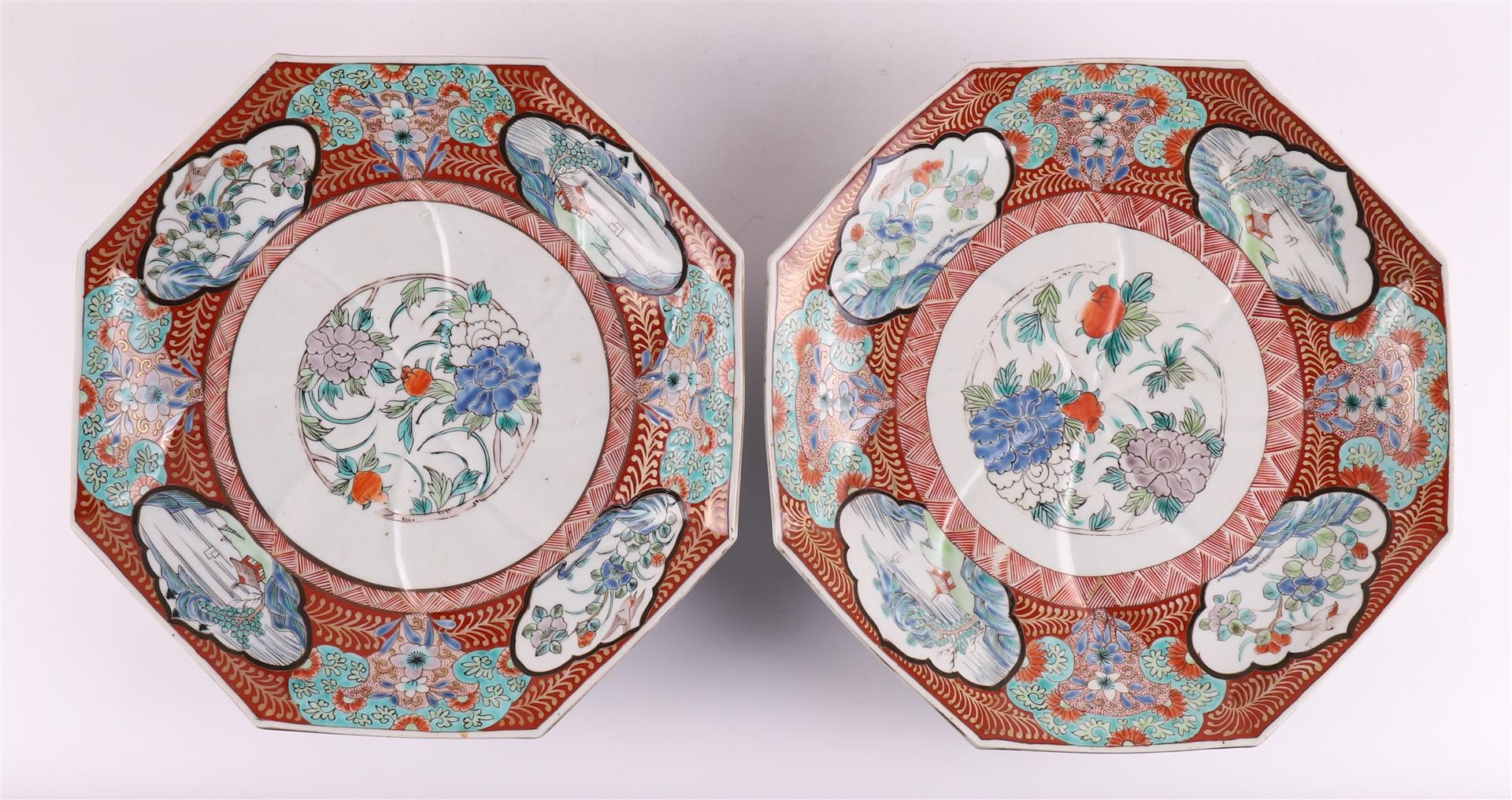 Four octagonal porcelain serving dishes, Japan, Meiji, early 20th century. - Image 2 of 6