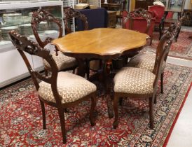 An oval contoured dining room table, so-called 'spiderkopppoot', Holland,