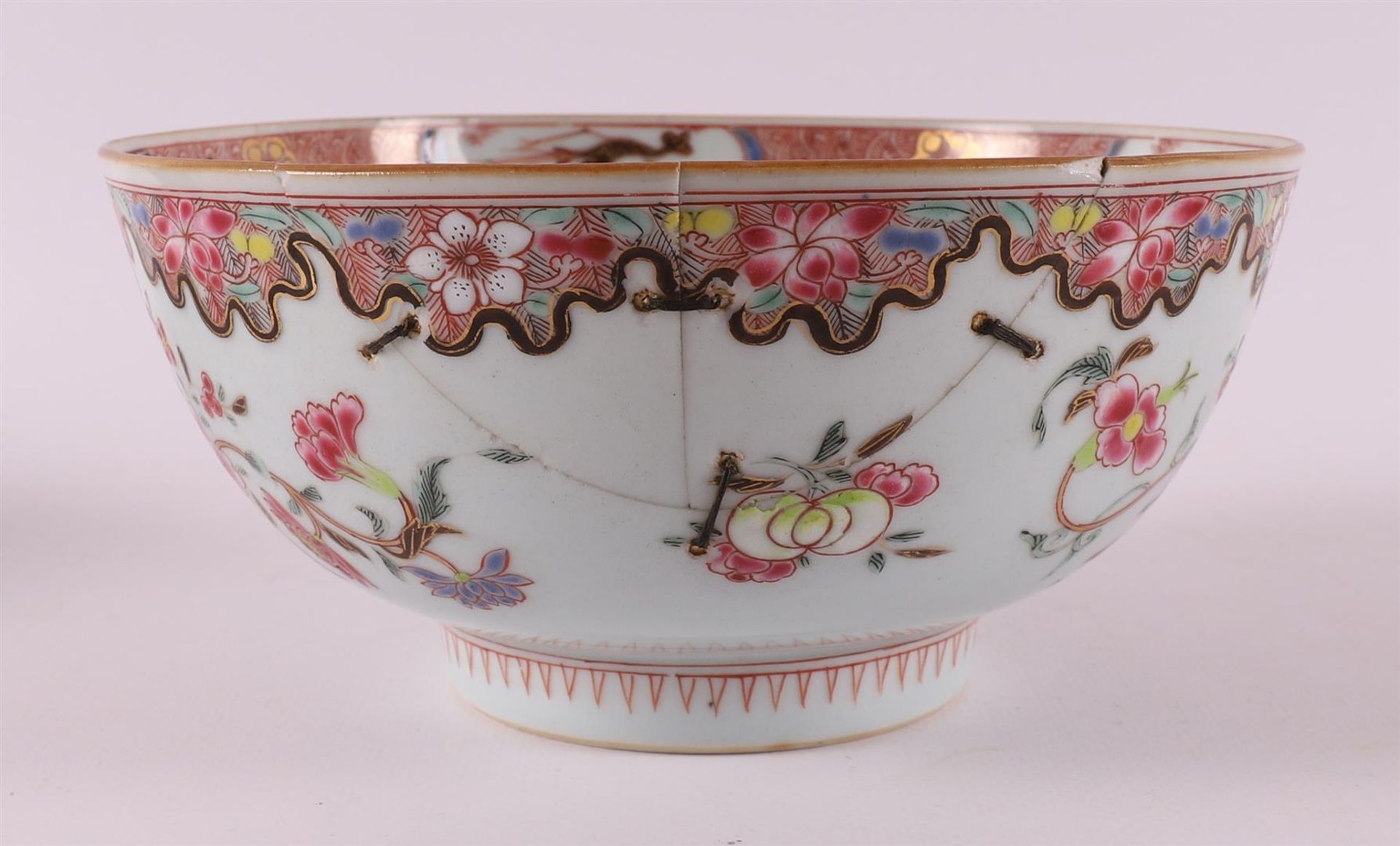 Three famille rose porcelain bowls on stand ring, China, Qianlong, 18th century. - Image 6 of 13