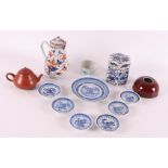 A lot of various Chinese porcelain, including a Chinese Imari tea pot, China, 18