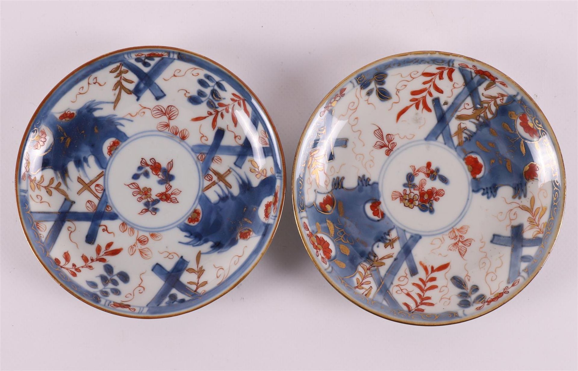 Three various blue/white porcelain plates, China, Qing Dynasty, around 1800. - Image 9 of 10