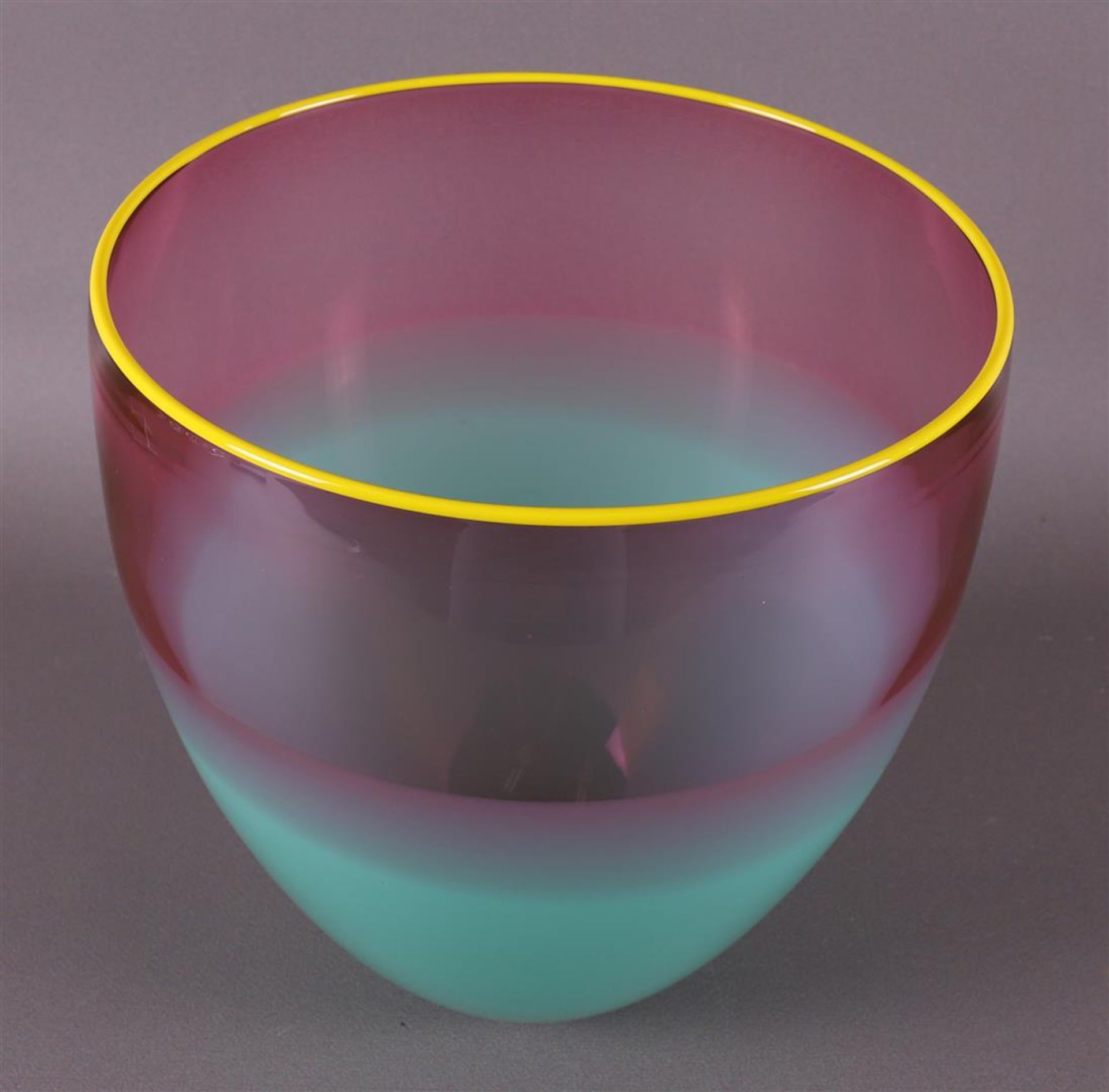 A polychrome blow vase, unique 1993. Design: Winnie Teschmacher (1958), - Image 2 of 4