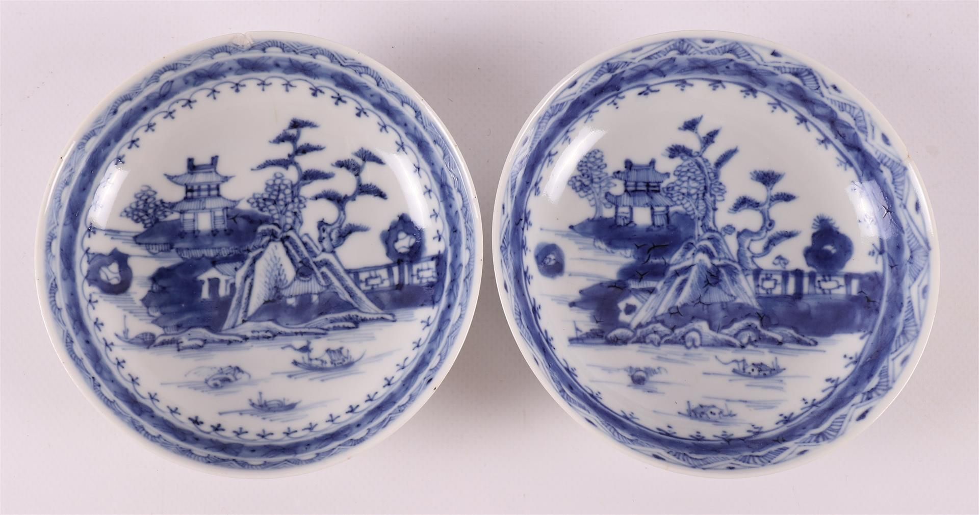 A lot of various blue/white porcelain cups and saucers, China, including Qianlon - Image 2 of 21