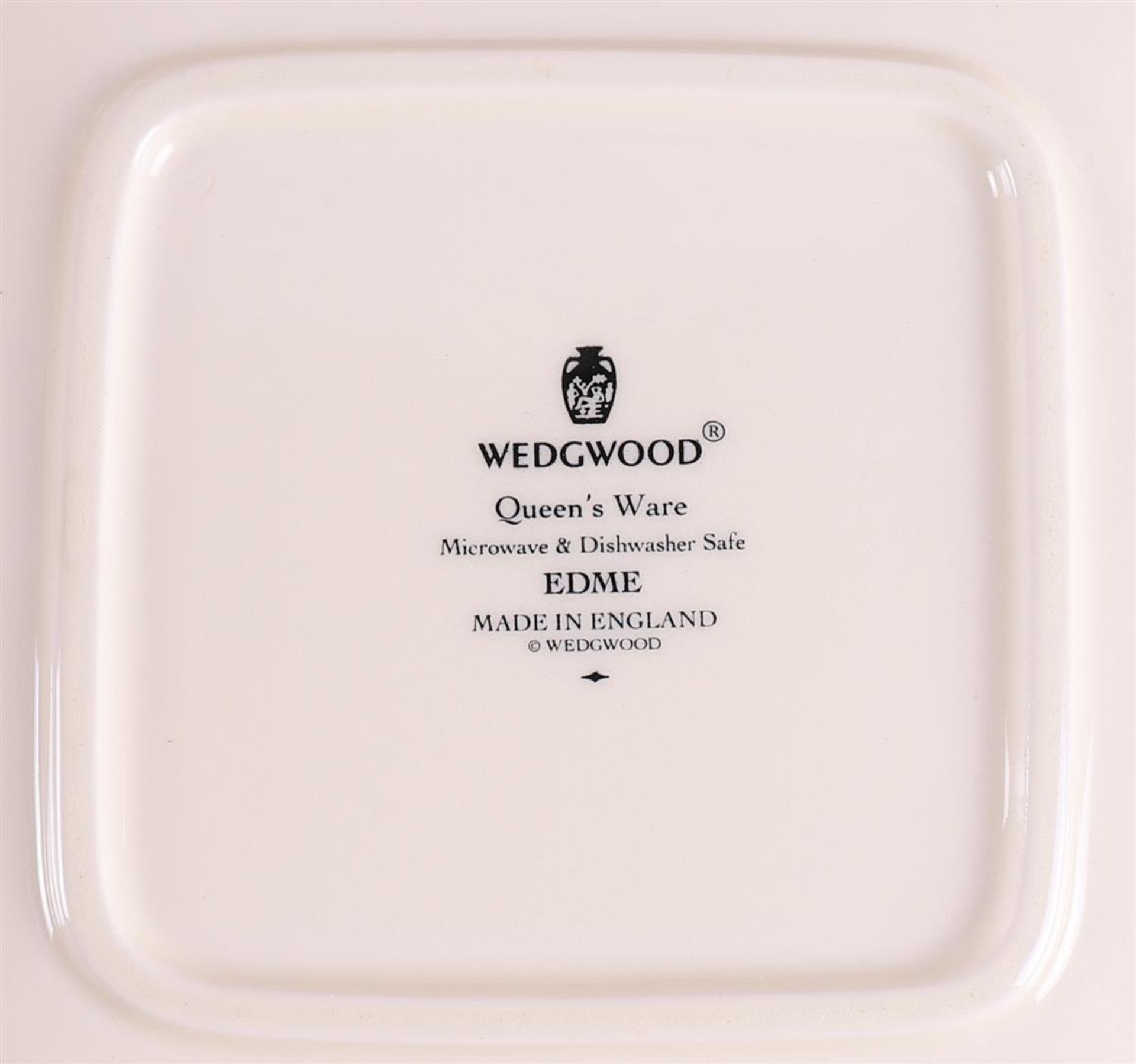 A white earthenware dinner service fragment, England, Wedgwood, model 'Edme', 20 - Bild 2 aus 2