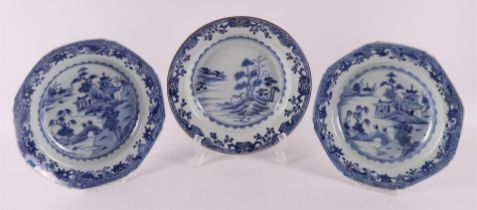 Three octagonal blue/white porcelain plates, China, Qianlong, 18th century.