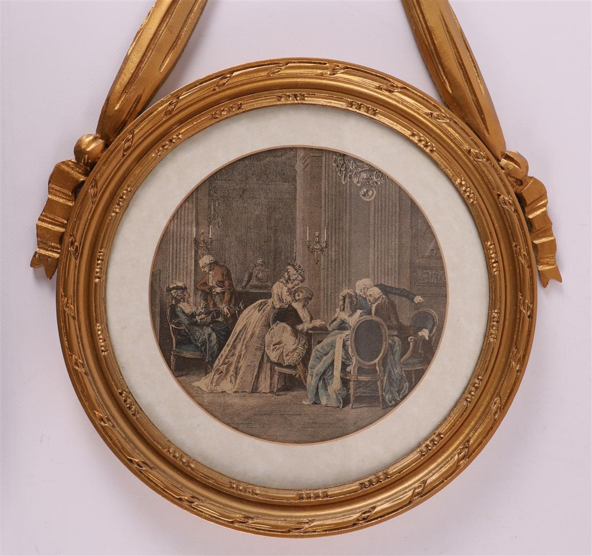A set of round gilt wooden frames with bow ornament, 19th century. - Image 2 of 3