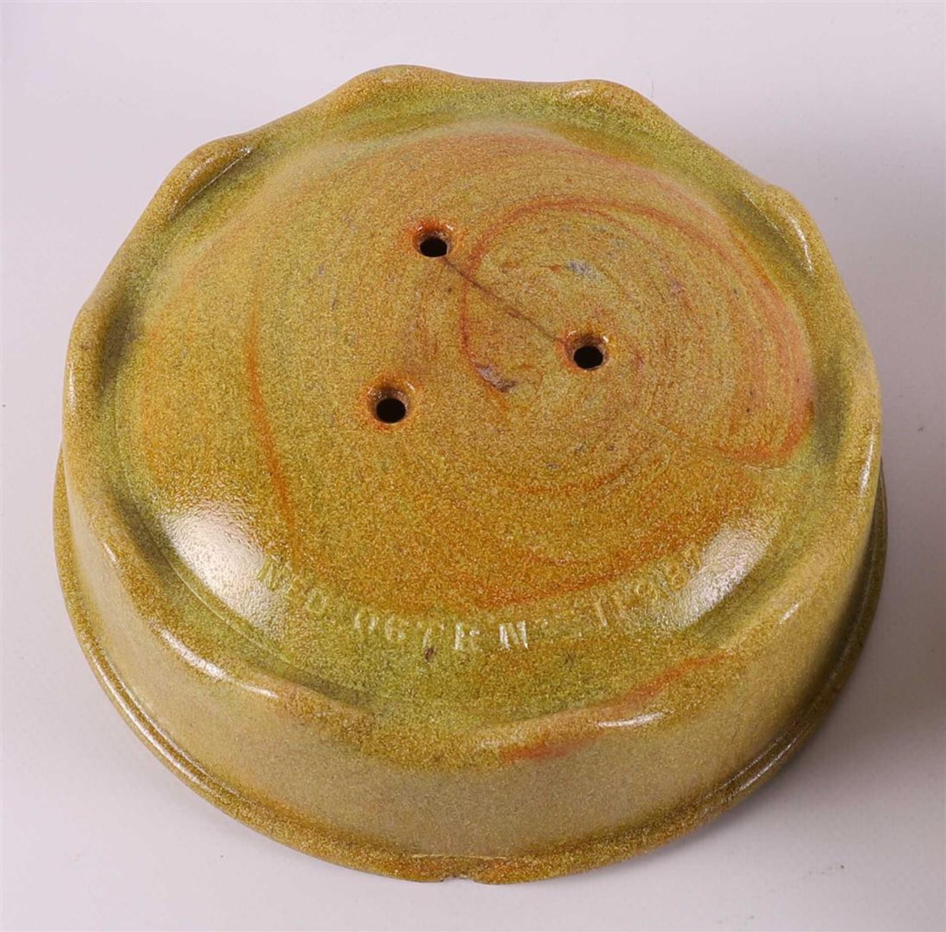 A yellow graniver cactus bowl on matching saucer, 1928. A.D. Copier. - Bild 4 aus 11