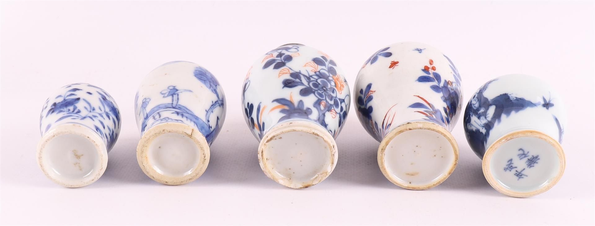 Various blue/white and Chinese Imari porcelain tiered vases, China 18th century - Image 5 of 8