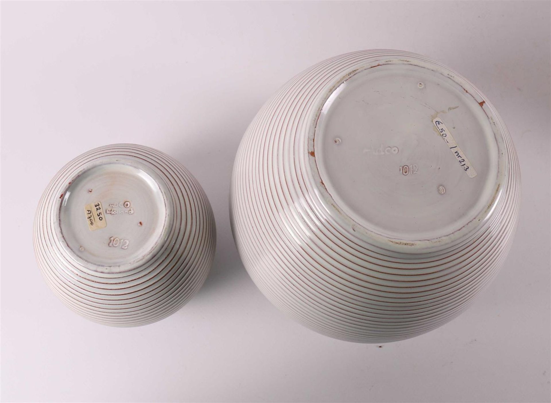 ADCO. A gray earthenware spherical vase, mid 20th century - Image 4 of 10