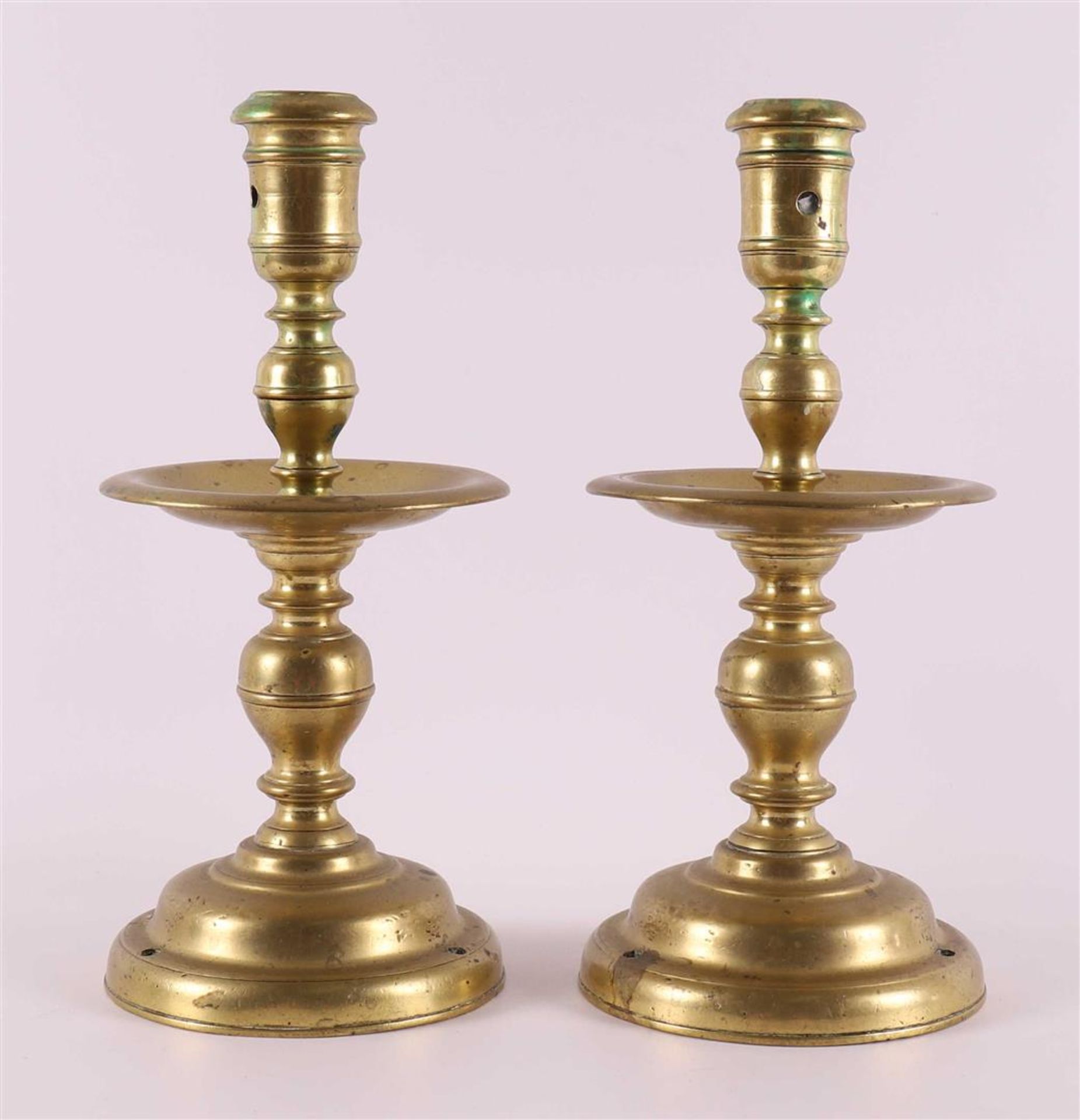 A pair of bronze collar candlesticks, 17th century. - Image 2 of 4