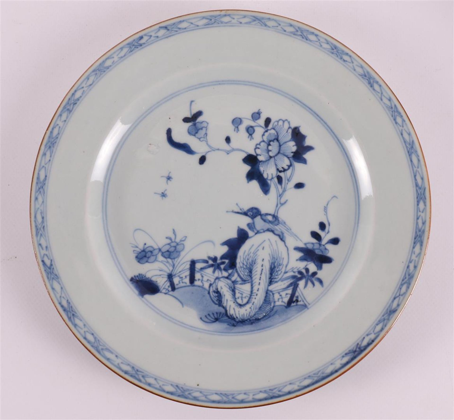 Three various blue/white porcelain plates, China, Qing Dynasty, around 1800. - Image 7 of 10