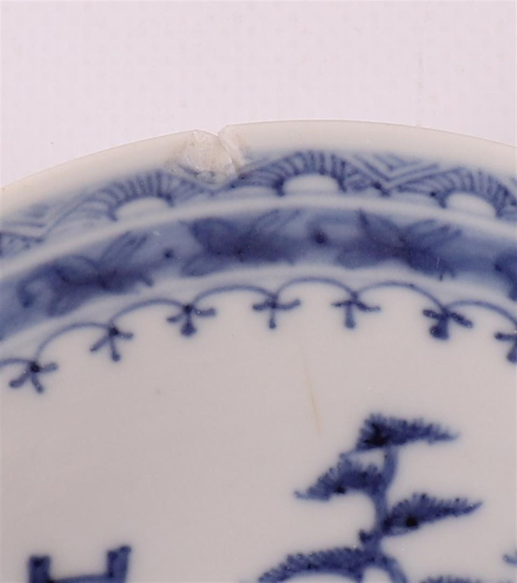 A lot of various blue/white porcelain cups and saucers, China, including Qianlon - Image 3 of 21
