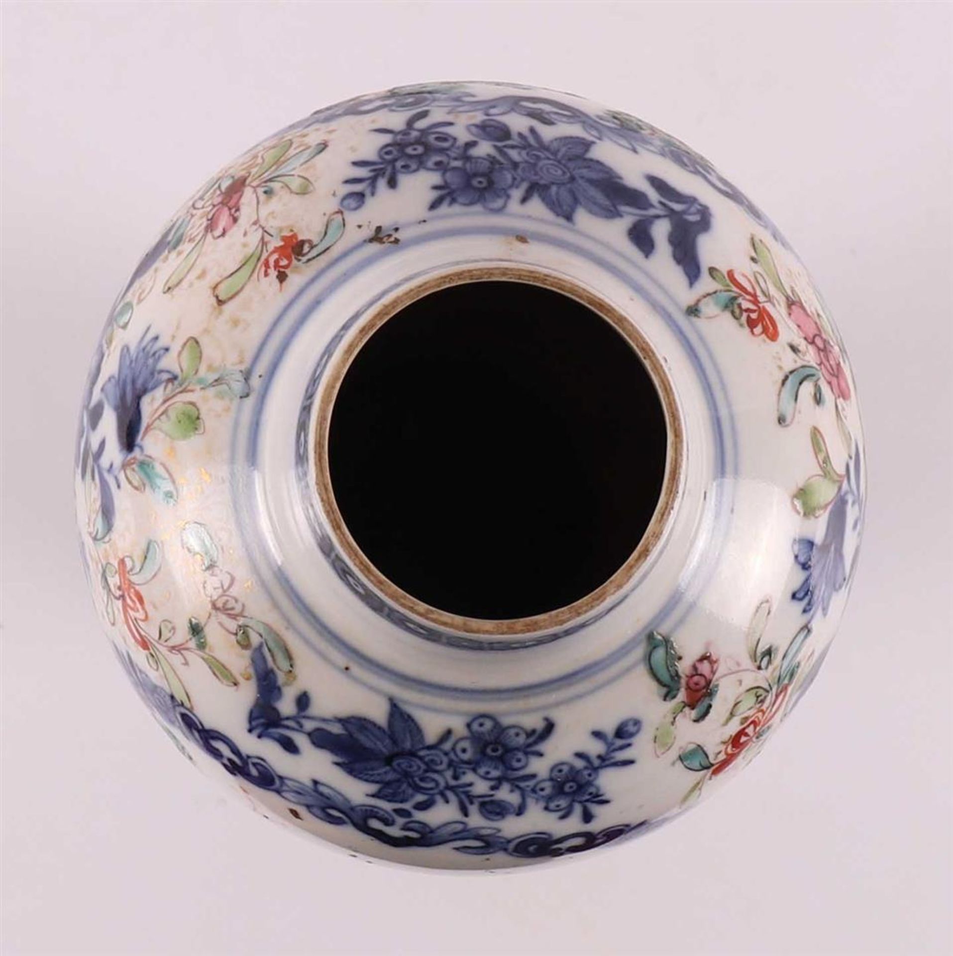 A porcelain baluster-shaped 'Mandarin' vase, China, Qianlong, 18th century. - Image 5 of 8