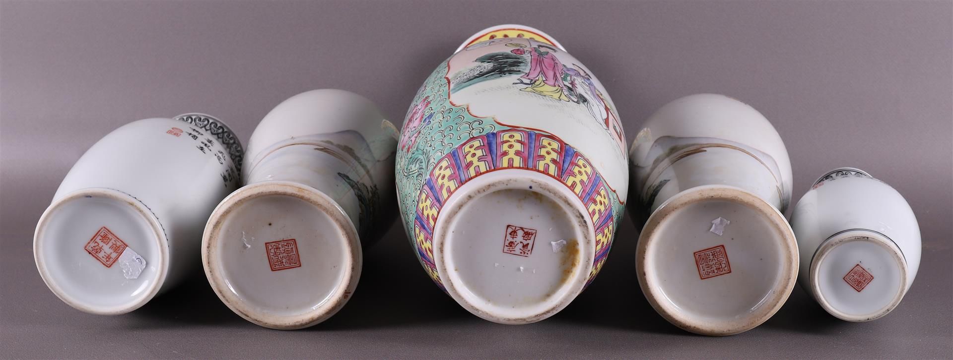 A lot of various porcelain vases, China, 20th century. - Image 6 of 10