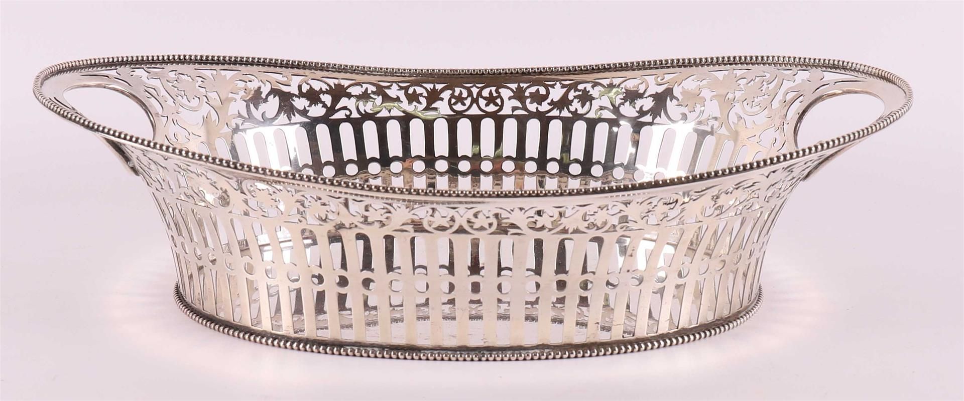 A second grade 835/1000 silver boat-shaped basket, 1910.