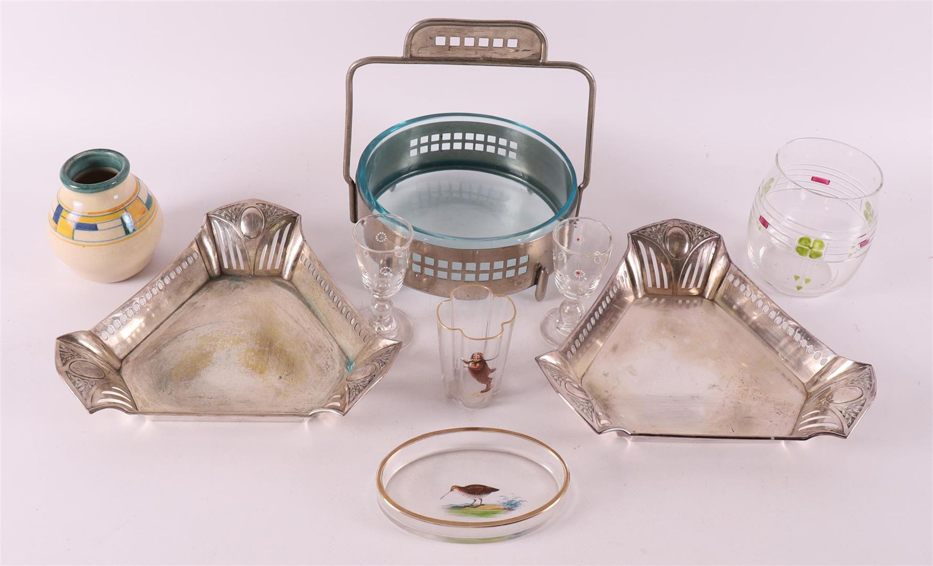 A lot of various Art Deco, including glass and Velsen vase, 20th century