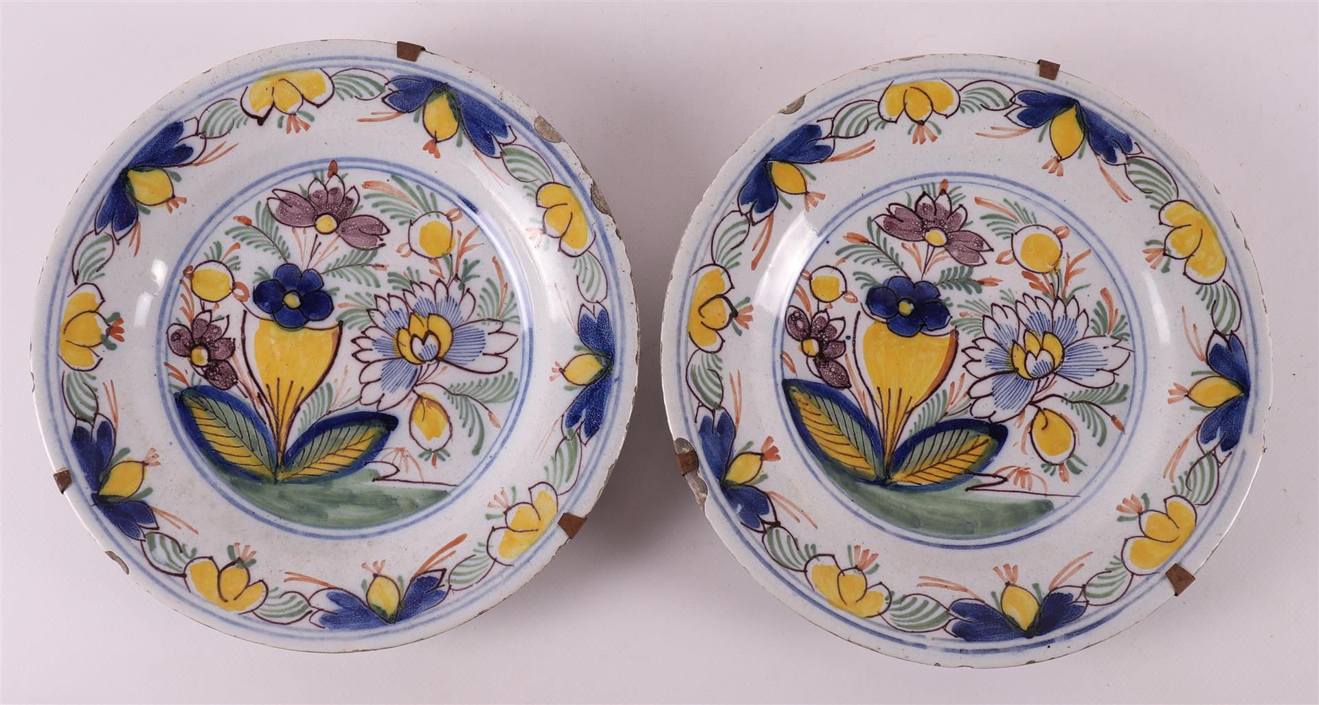 A series of six Delft earthenware plates, 18th century. - Bild 7 aus 8