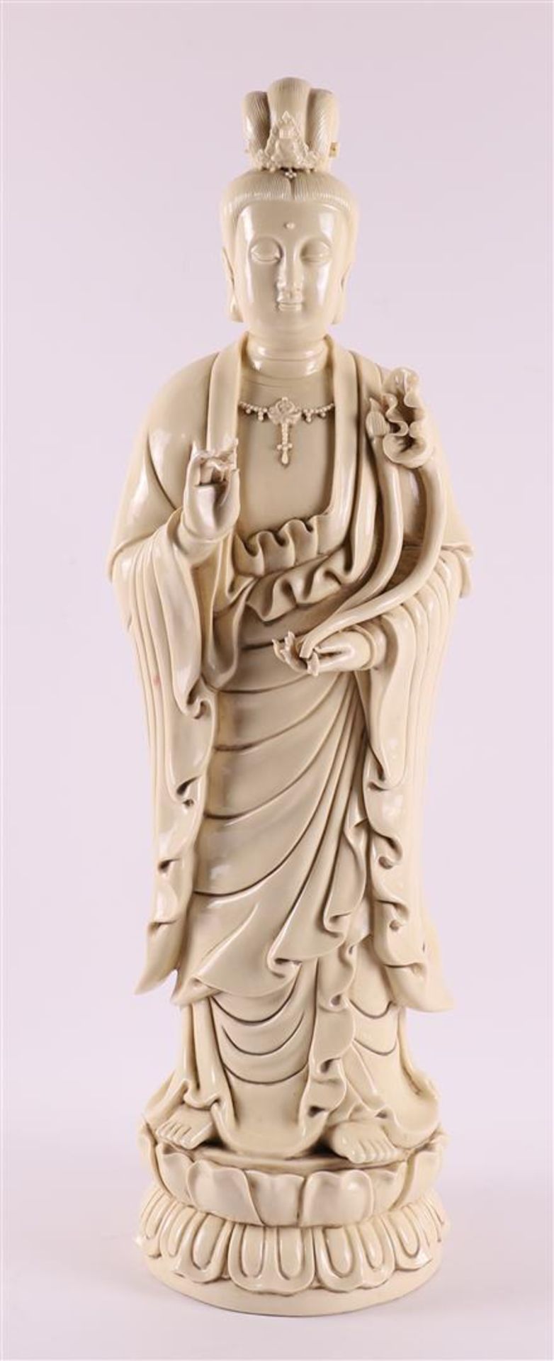 A white Chinese Kwan Yin standing on a lotus crown, China, 20th century. - Image 2 of 15
