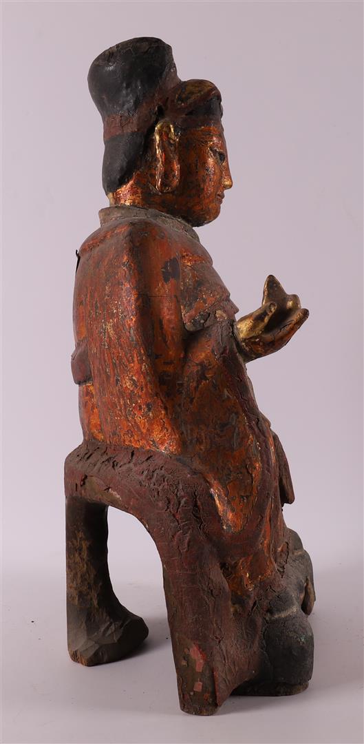 A carved wooden figure of Taoist Deity, China, Qing dynasty, 19th century. - Image 5 of 6